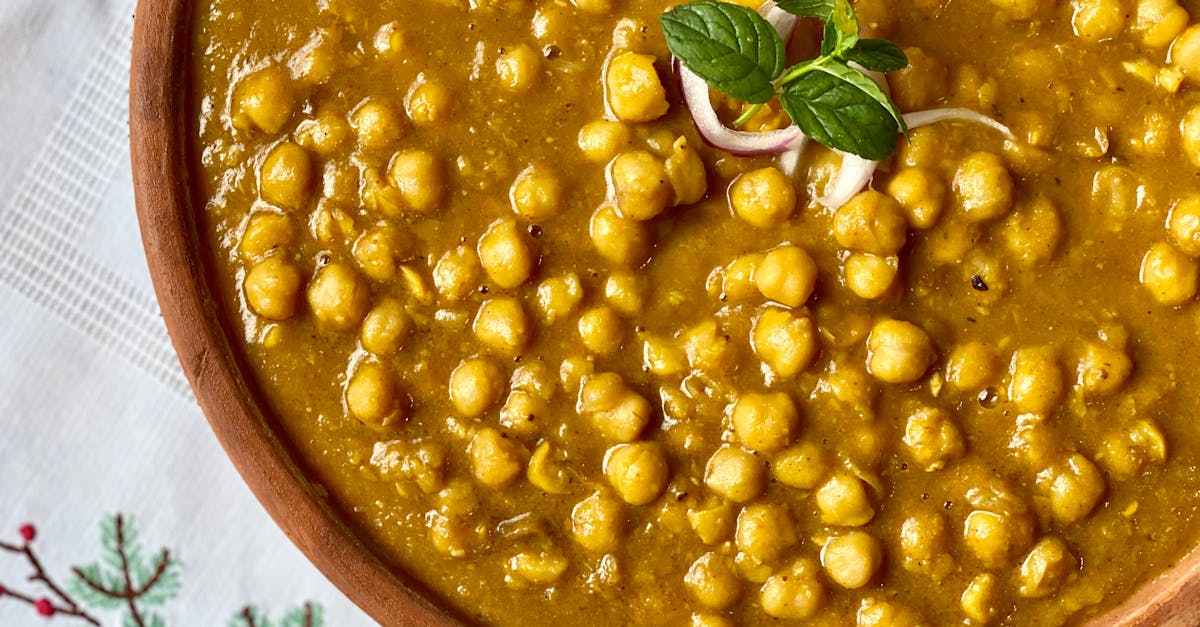 Chickpea (Chana, Kabuli and Desi)