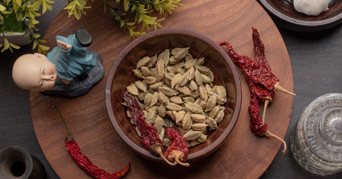 Cardamom (Large)
