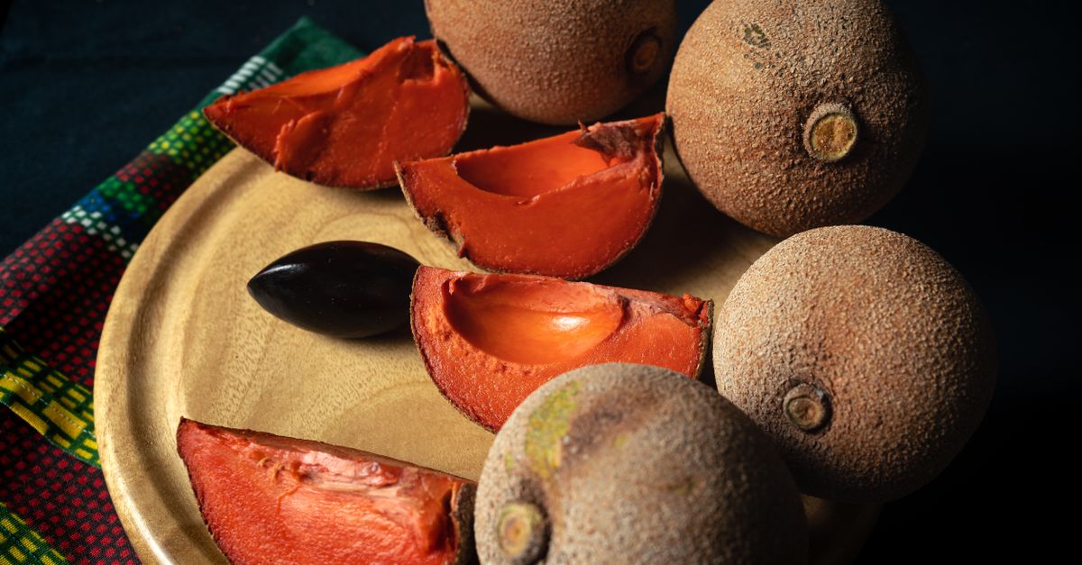 Sapota (Chikoo)